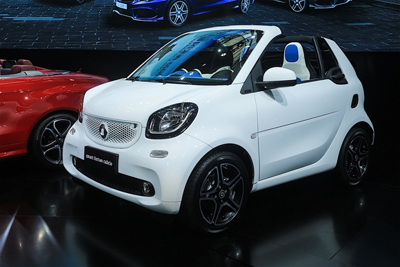 全新smart fortwo敞篷版.jpg