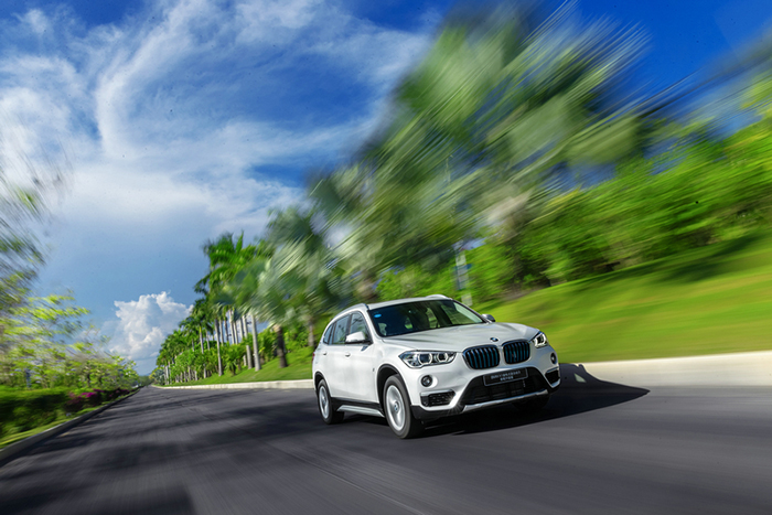 03.BMW X1插电式混合动力里程升级版海南试驾..jpg
