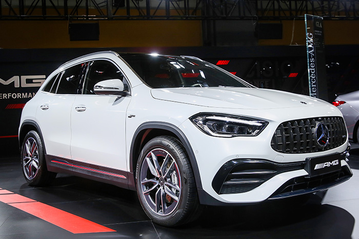 17.全新梅赛德斯-AMG GLA 35 4MATIC.jpg