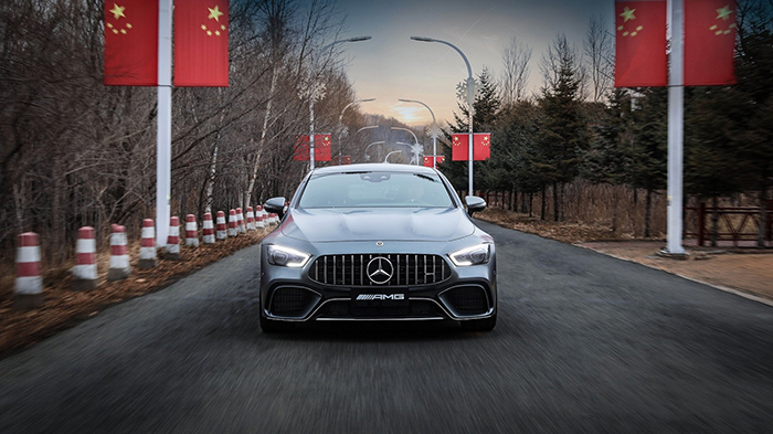 07-梅赛德斯-AMG GT 63 S 4MATIC+四门跑车带来无尽的性能豪华魅力.jpeg