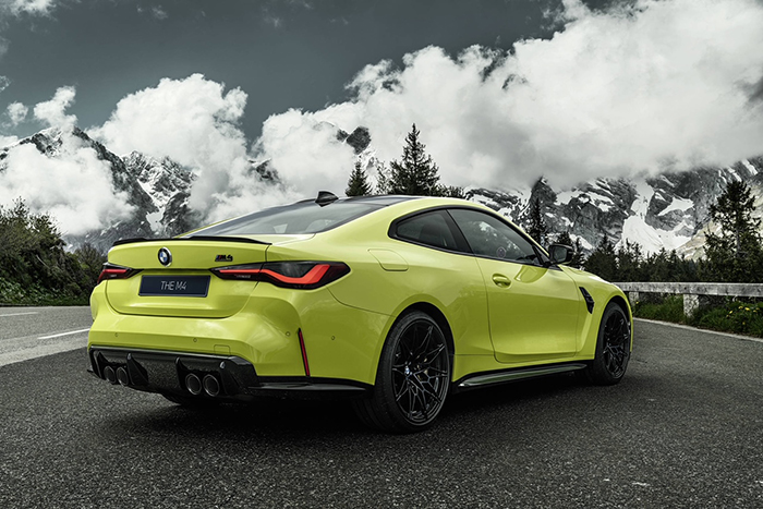 03.全新BMW M4双门轿跑车雷霆版.jpg