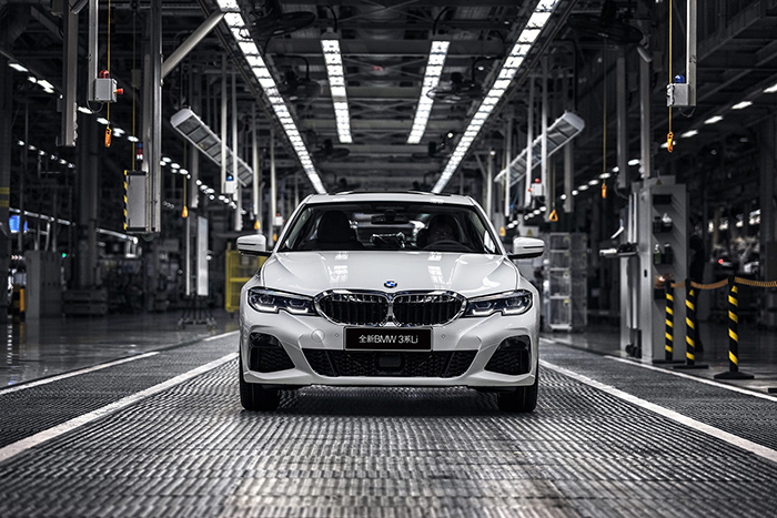 04.全新BMW 3系Li下线.jpg