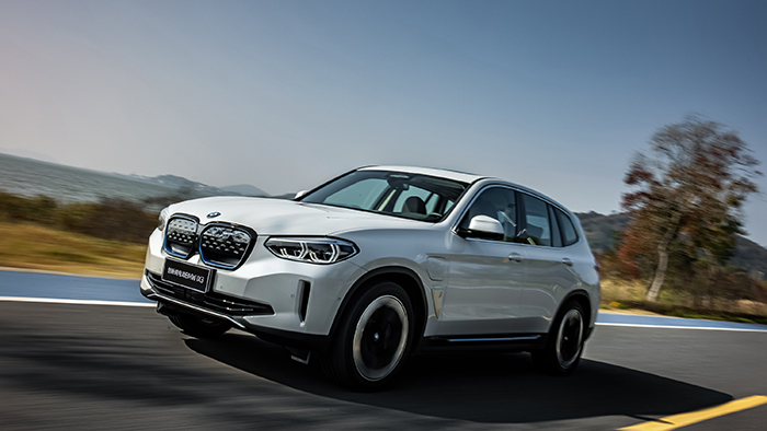 03.创新纯电动BMW iX3.jpg