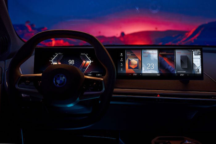 02. 全新BMW iDrive系统——BMW曲面显示屏.jpg