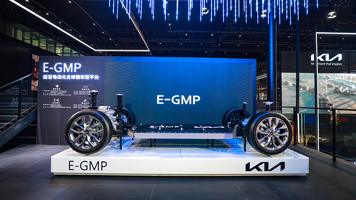 2.EV6基于起亚全新电动汽车专用平台E-GMP打造.jpg