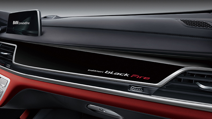 P90327929_highRes_the-new-bmw-7-series.jpg