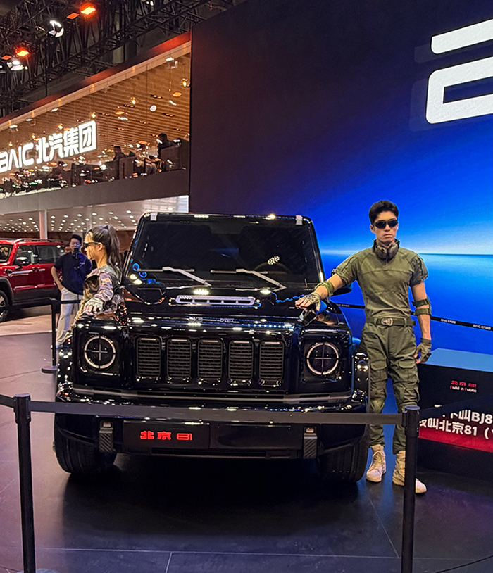BJ40-08.jpg