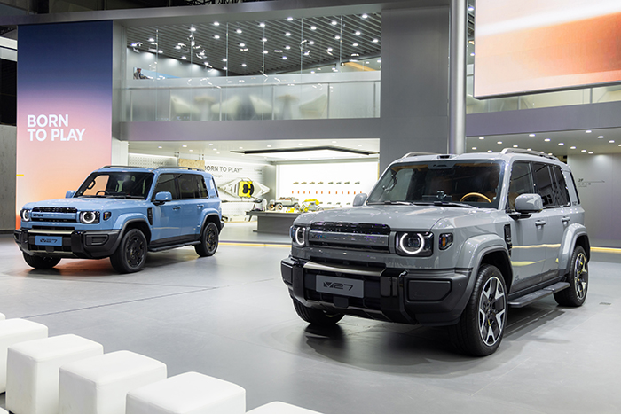 i-CAR07.jpg
